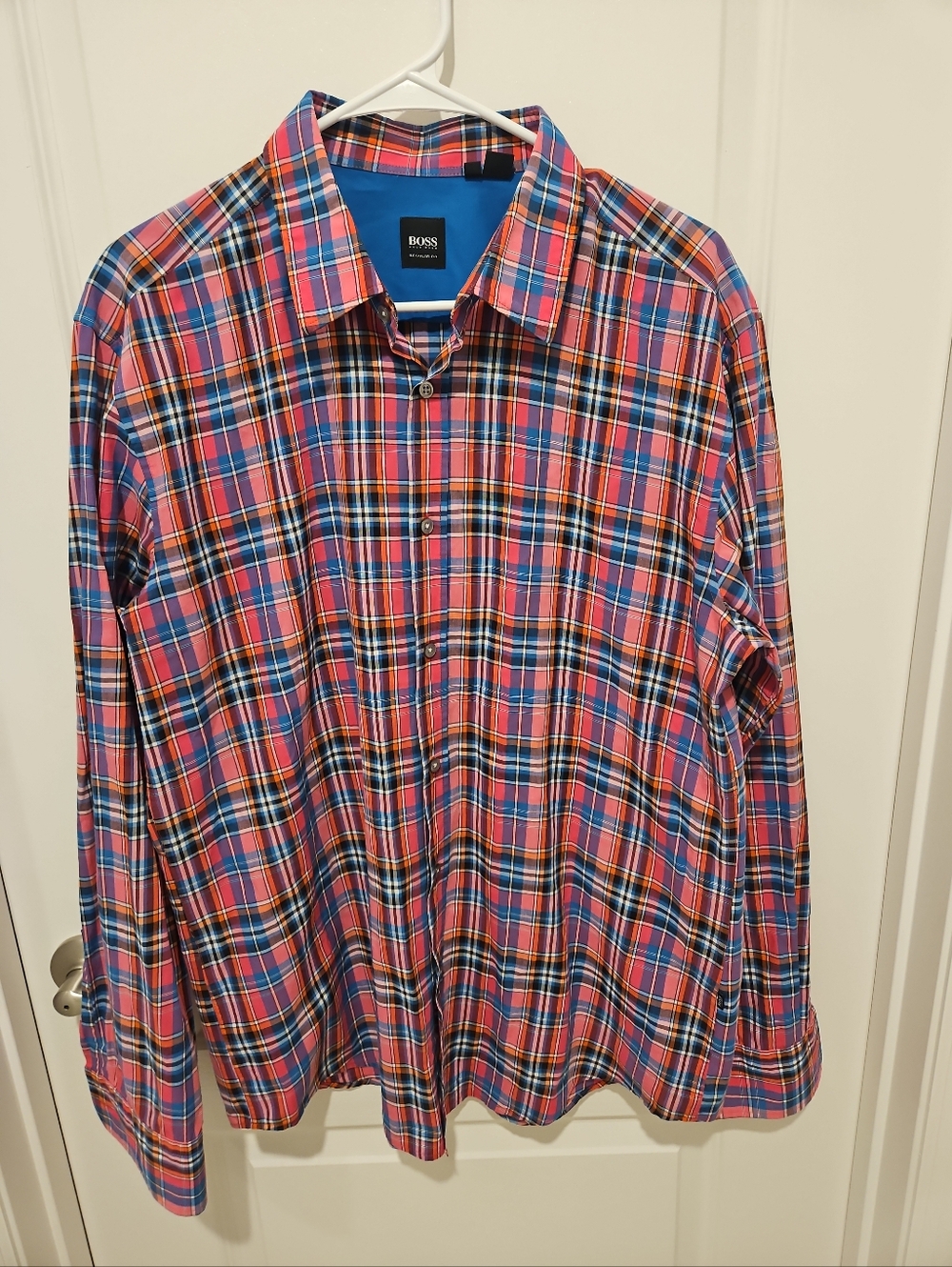 Hugo Boss XL Plaid Button Down Shirt Pink Blue Multicolor Regular Fit